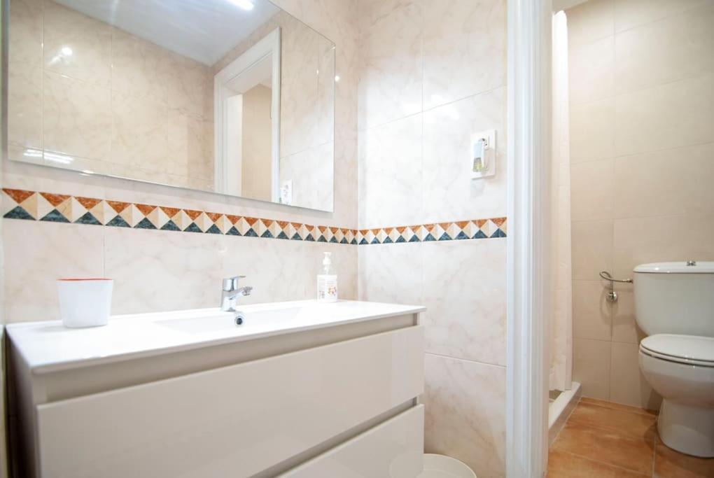Familias Y Grupos - Muy Buena Ubicacion - Bilbao Apartman Kültér fotó