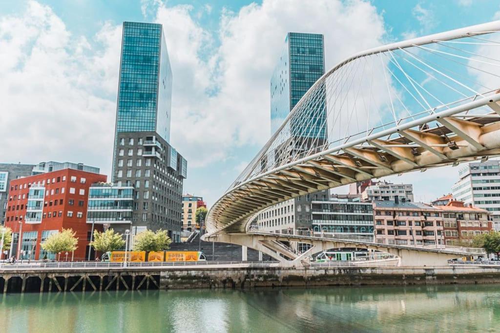 Familias Y Grupos - Muy Buena Ubicacion - Bilbao Apartman Kültér fotó